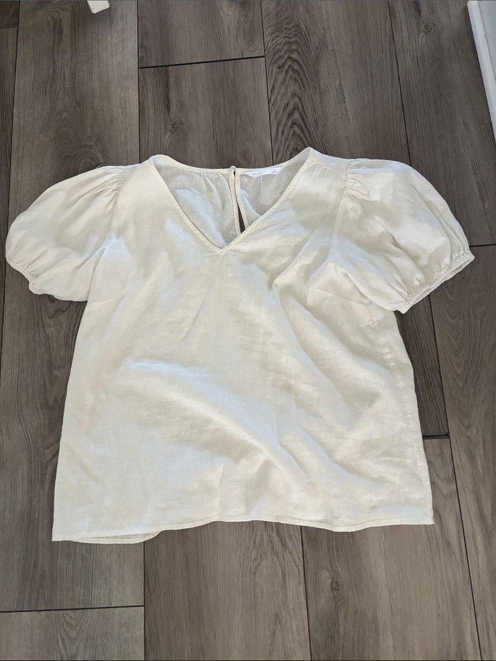 LC Lauren Conrad Cream V-Neck Puff Sleeve Top